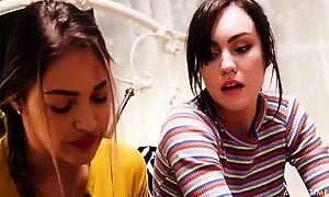 True Lesbian S02 E03: An Even Trade