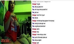 Hot Girl Shows Her Big Tits And Ass On Omegl.Mp4