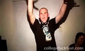Coed Teen Fucking Dick In Frat House