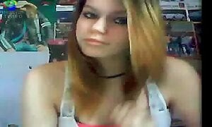 Stuning Amateur Babe Teen On Cam