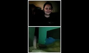 2 Omegle Girls Show Their Boobs