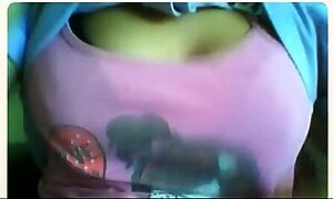 Turkish Flashes Her Bra Before School On Omegle