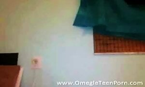 Amateur Omegle Slut Loves To Show All She's Got