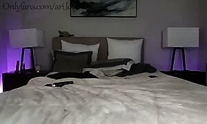 Ari_Lovexo I Want To Help You Cum! GOAL: Call Viewer While Fucking! [996 tokens left] 2023-05-10