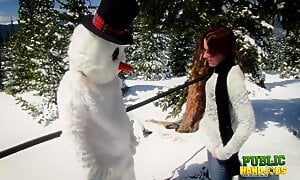 Public Handjobs Brandi de Lafey Strokes A Snowman