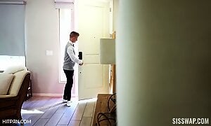 SisSwap - Afterschool Delight - Aria Valencia, Vanessa Moon, Cole Church, Oliver Faze