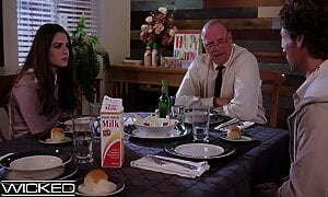 India Summer Fucks Daughter's Boyfriend after Family Argument