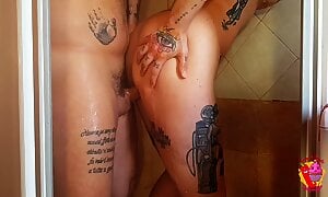 Who is She? LadyMuffin, the Hot Tattoed MILF