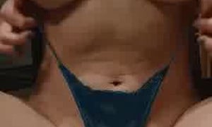 Holly Wolf masturbationn in bedroom