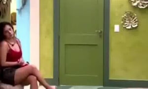 Girls fart - video 6