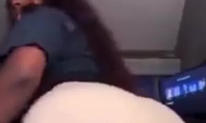 Ebony girl farts - video 6