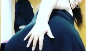 Mistress sexy mae wit that bubbly fart