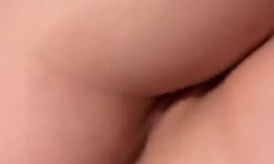 Teen farting - video 5