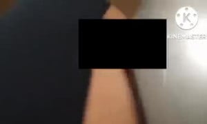 Korean girl farting - video 19