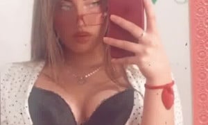 Jade Reyes slutty babe...