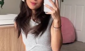 Janiceni Cholee new vid-update...