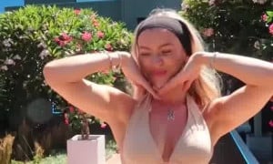 Molly Marsh nude show tits sexy - new video