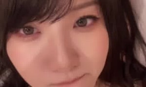 Aria Saki sexy on bed
