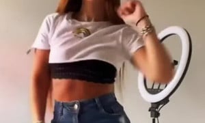 Mel Maia dance New Video