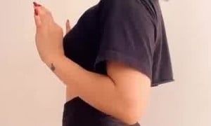 Saab Silvi sexy in Black Dress - New Video