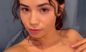 Jellybeanbrains Video Video - Naked Body show off perfect TITS