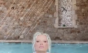 Lottie Moss full naked in the pool