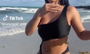 Katerinevz01 on beach