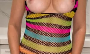 Vicky Stark Pussy Rubbing  