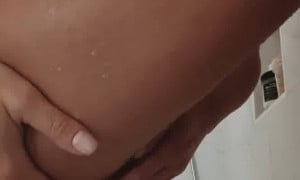 Stefanie Knight Nude Shower Masturbation  