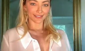 Lindsey Pelas Sexy Fishnet Livestream  