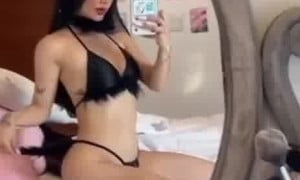 Show Big Tits on Mirror - Caeli / Video HOT