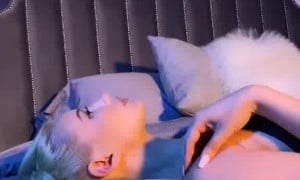 Iggy Azalea - N.aked Big boobs on the bed New
