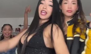 jackieybarra Reveal Nipple