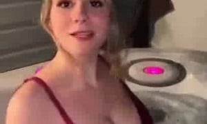 Yellz0/ - Naked Big Boobs on Badthub Hot!