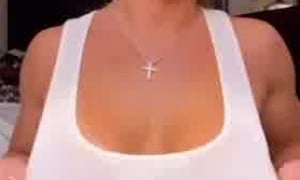 Mandy Rose - Show Big boobs / Video HOT