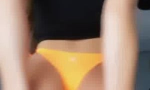 Emarrb  Video | Naughty Big Ass So Lew