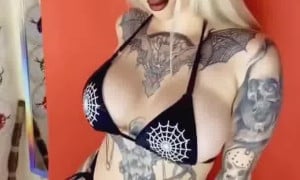 Dakota Alexandra - Sexy with erotic body...