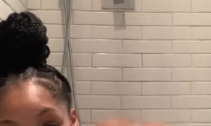 Show Nipple in bathub - MizzTwerksum [ Video HOT ]