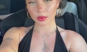 Fympeyton!! Hot sexy in car