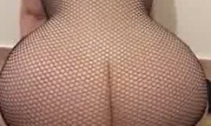CandyRobbs showing big ass
