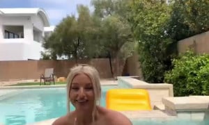 Charlotte Parkes   Livestream  P1