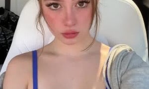 Sierra Cabot - Show Big Boobs in Car SO HOT