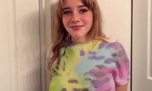 Zooemoore Videos OF - Show Nipple HOT Sexy