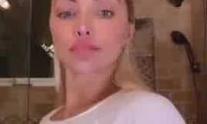 Lindsey Pelas  Videos new vid- Nude show body erotic..!