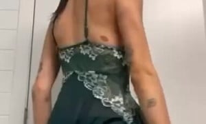 smashedely [  ] Show off Hot BOOTY