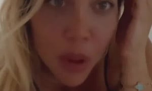 Wanda Nara Sexy in bed