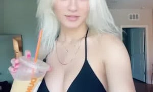 Kaylahvoid!! Hot sexy bikini