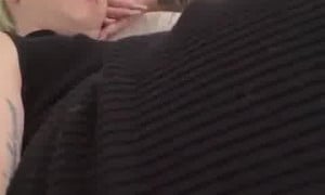 UK GIRL FARTS