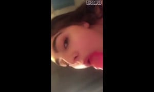 Emily Rinaudo Nude Dildo Show Video Snapchat !