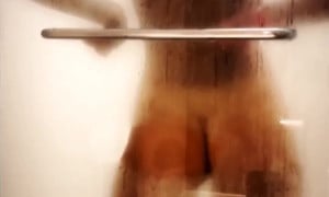 Paige VanZant Quick Shower Nude Voyeur Video 